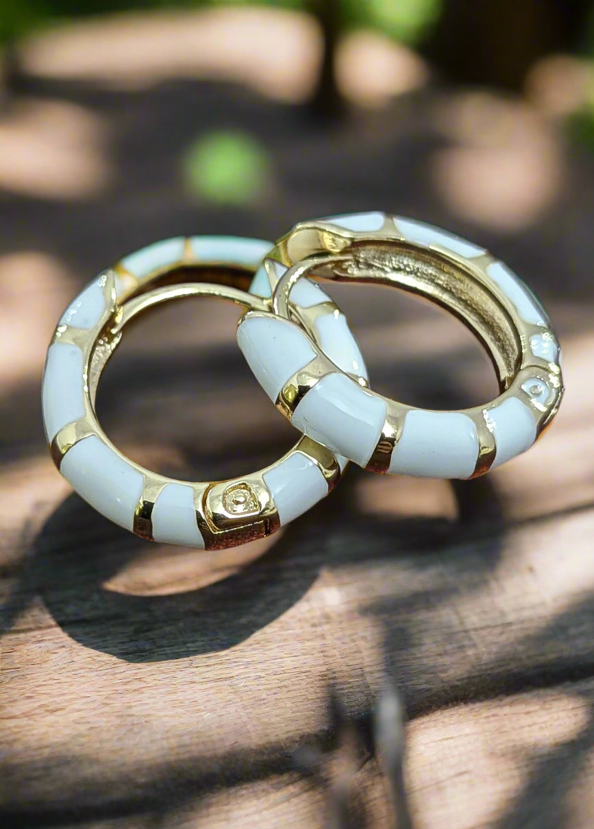 Ivory Edge Enamel Hoops – white enamel hoops with gold accents
