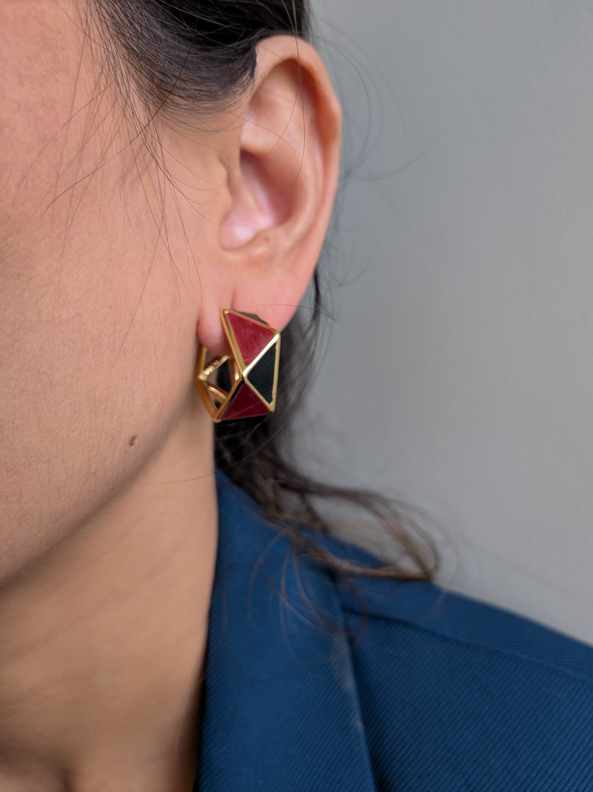 GeoEdge Enamel Hoops – gold hoops with geometric black and red enamel