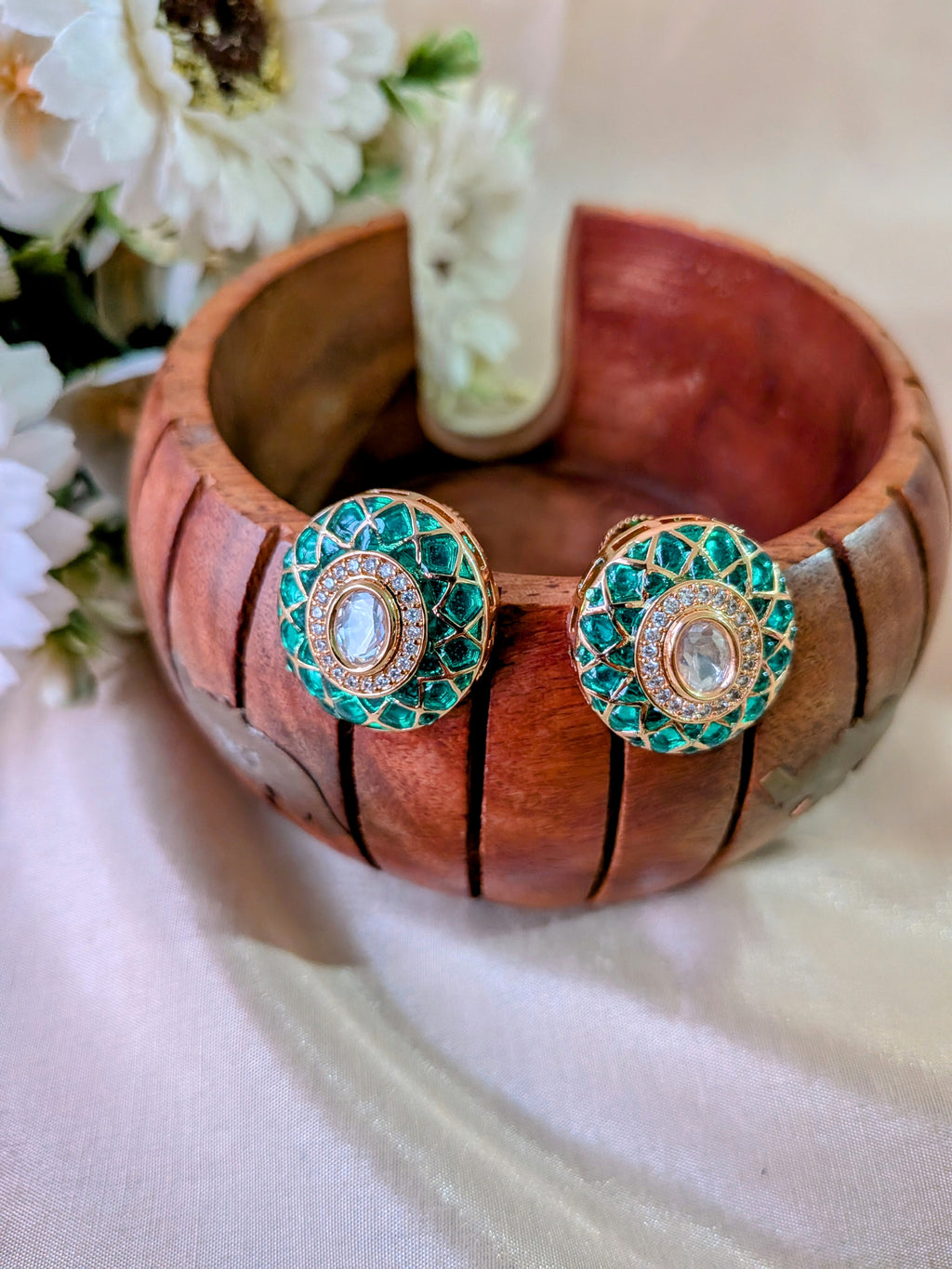 Ziva Meenakari Studs – green enamel lattice with kundan centre