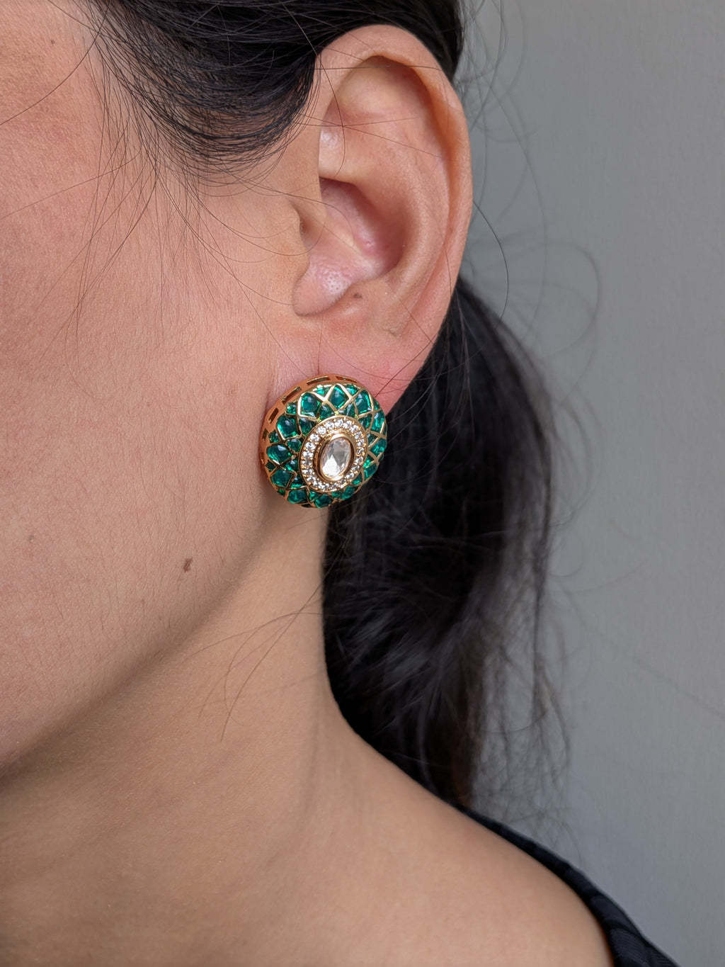 Ziva Meenakari Studs – green enamel lattice with kundan centre
