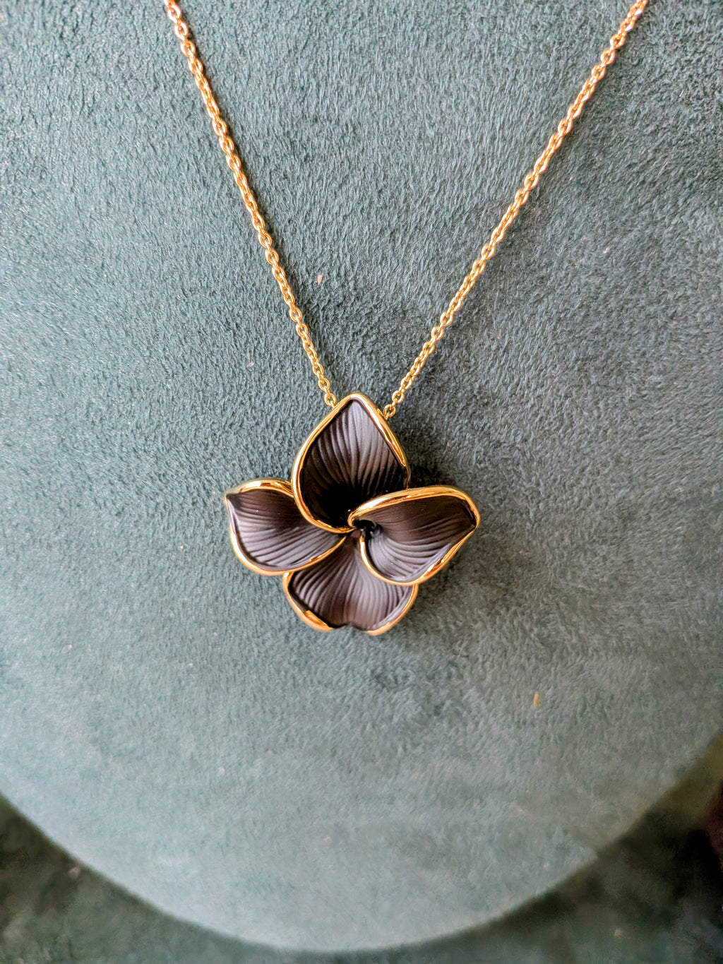 Midnight Bloom Pendant Set – black enamel floral design with gold outline