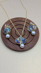Aurora Shell Pearl Pendant Set – abalone shell inlays with mother-of-pearl drop in gold leaf frame