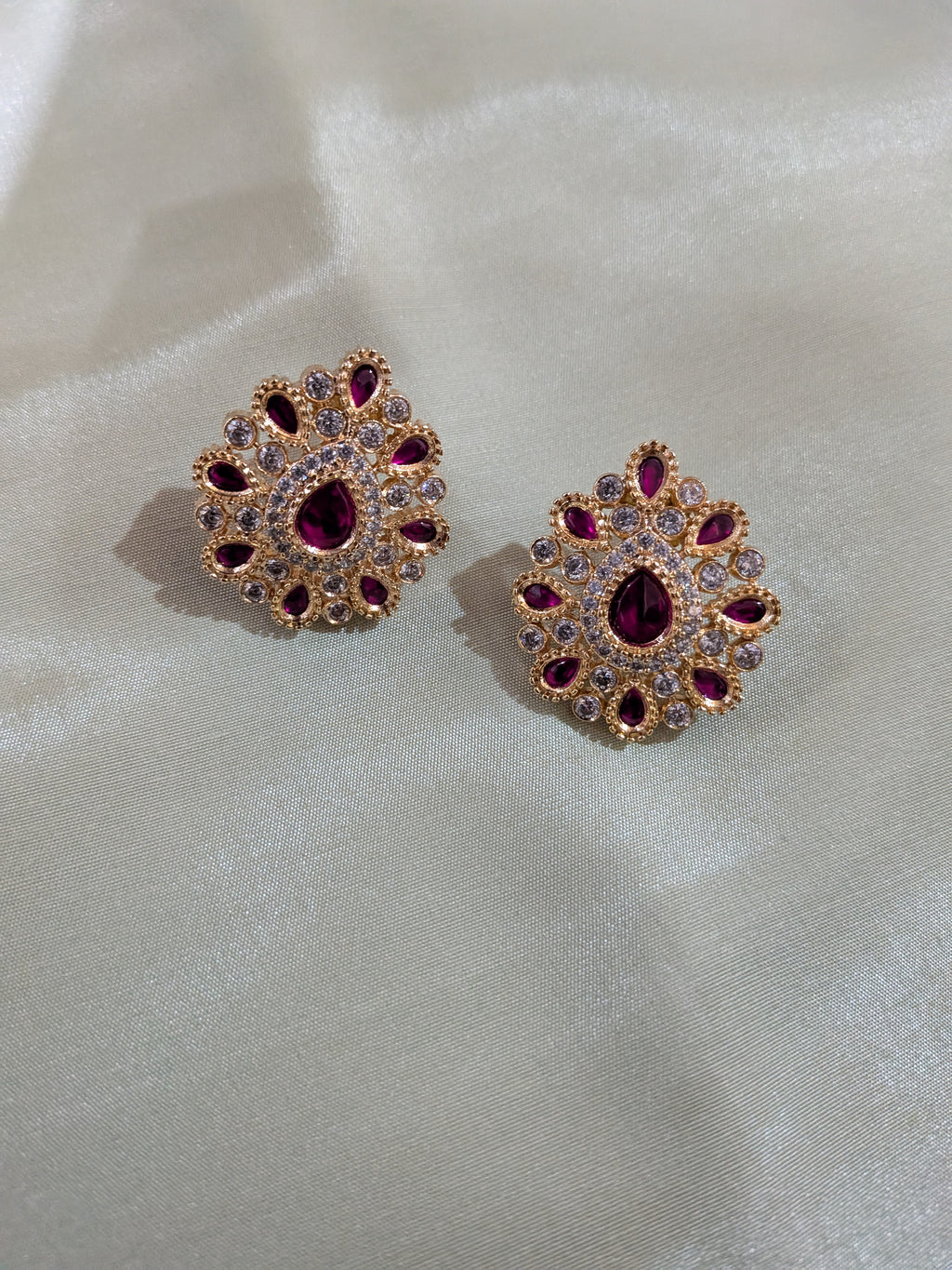 Kundan Ruby Spark  pendant set from TreasureDrum Jewellery