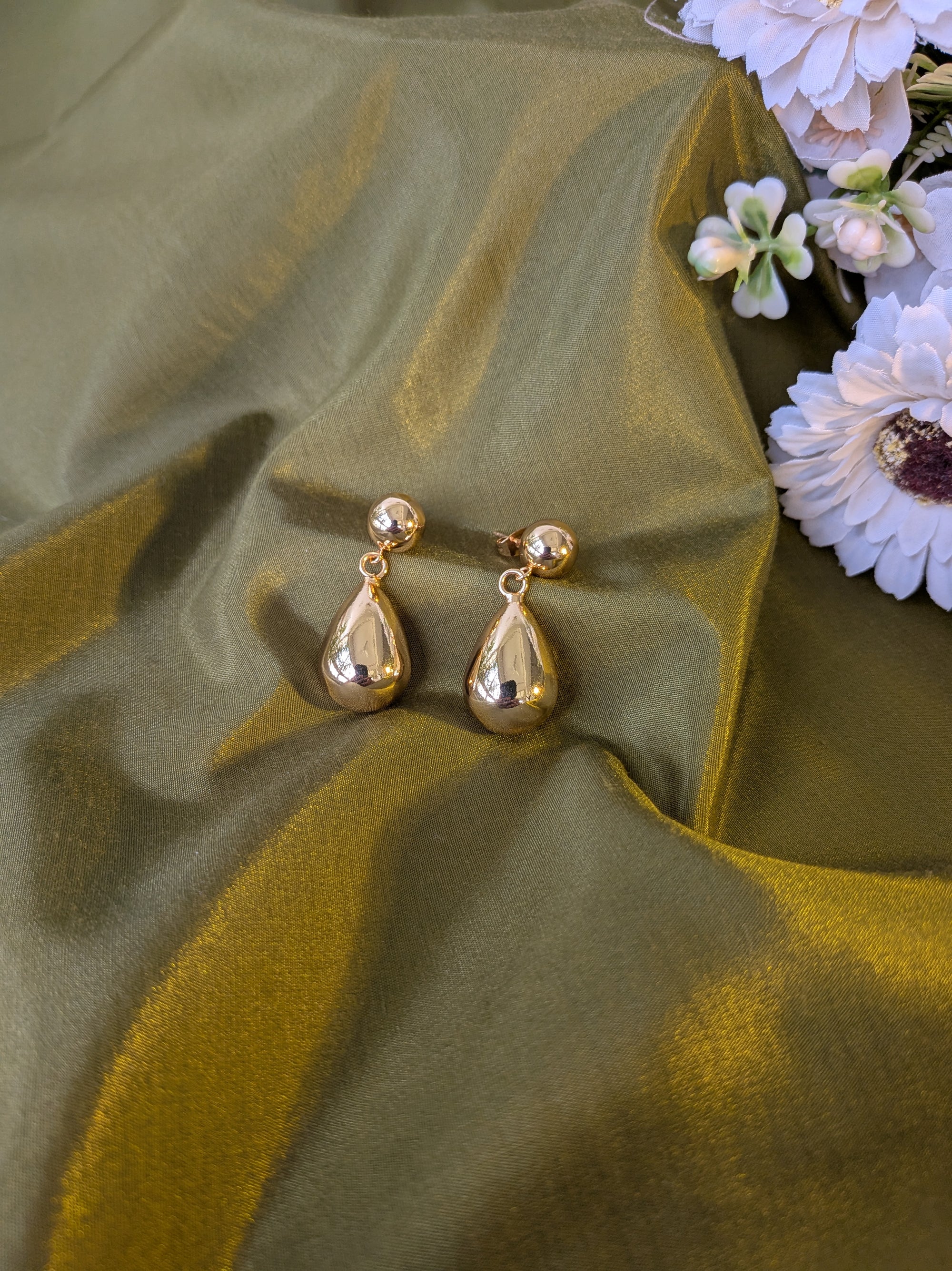 Dewdrop Luxe Drops  from TreasureDrum Jewellery