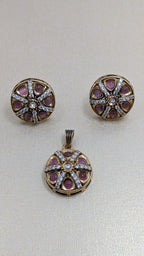 Regal Medallion pendant set from TreasureDrum Jewellery