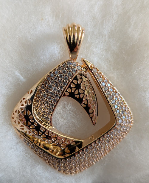 Auraedge Geometric  pendant set from TreasureDrum Jewellery